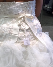 Load image into Gallery viewer, David&#39;s Bridal &#39;Ruffled Tulle&#39; size 22 new wedding dress
