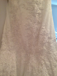 Mikael D 'Strapless' size 6 sample wedding dress close up of fabric