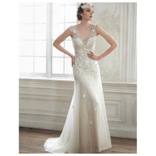 Load image into Gallery viewer, Maggie Sottero &#39;Demi&#39; size 8 new wedding dress front view on model
