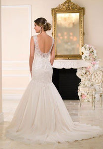 Stella York '6017' size 10 new wedding dress back view on model