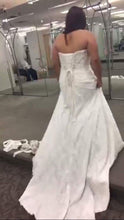 Load image into Gallery viewer, David&#39;s Bridal &#39;Lace&#39; size 14 new wedding dress back view on bride
