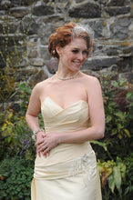 Load image into Gallery viewer, Cymbeline Paris &#39;E Tracy&#39; - Cymbeline Paris - Nearly Newlywed Bridal Boutique - 4
