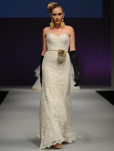 Yumi Katsura 'Camille size 8 sample wedding dress front view on model