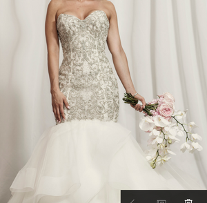 Lazaro '3553' size 6 used wedding dress front view on bride