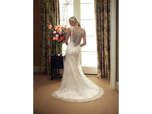 Load image into Gallery viewer, Casablanca &#39;2211&#39; size 4 new wedding dress back view on model
