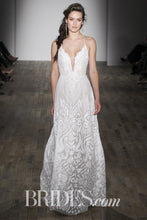 Load image into Gallery viewer, Hayley Paige &#39;Delta&#39; size 8 new wedding dress front view on model
