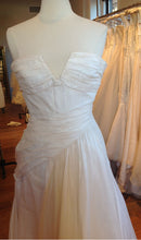 Load image into Gallery viewer, Douglas Hannant &#39;Annie&#39; - Douglas Hannant - Nearly Newlywed Bridal Boutique - 3
