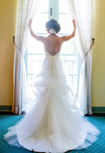 Load image into Gallery viewer, Kelly Faetanini &#39;Ula&#39; size 0 used wedding dress back view on bride
