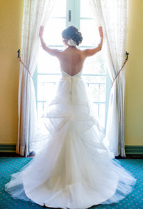 Kelly Faetanini 'Ula' size 0 used wedding dress back view on bride