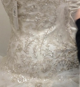 David's Bridal 'Ruffled Tulle' size 22 new wedding dress view of beading