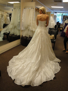 Maggie Sottero 'Virginia' - Maggie Sottero - Nearly Newlywed Bridal Boutique - 4