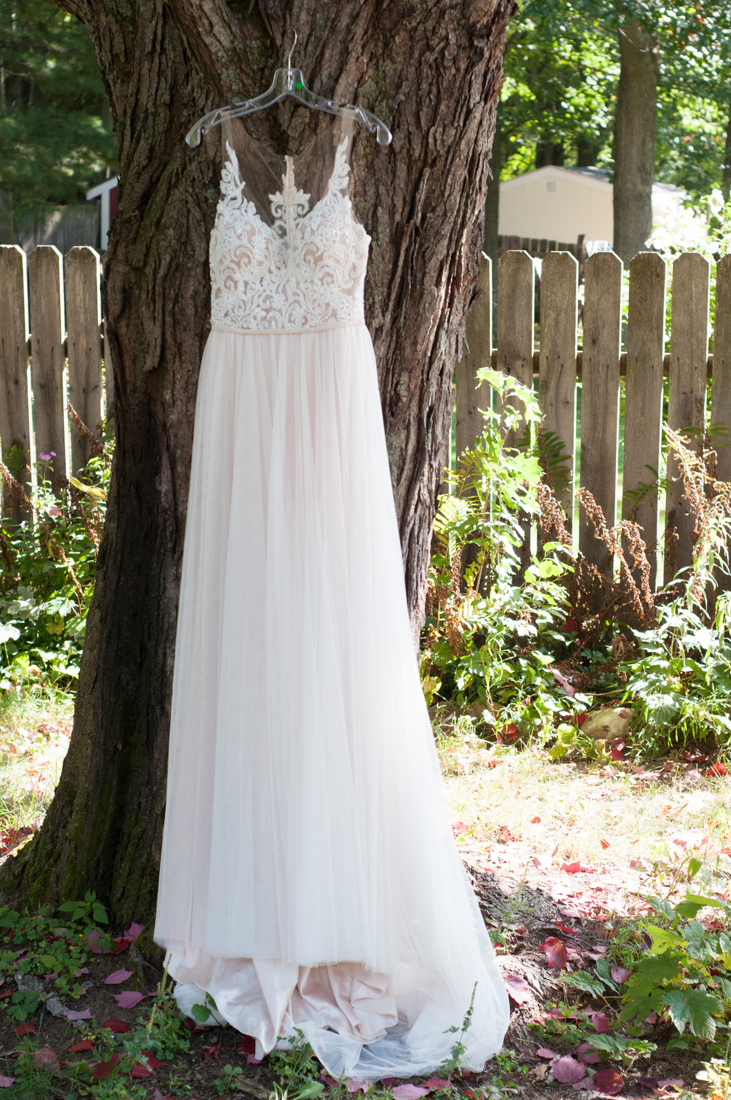Stella York '6555 IV' size 4 new wedding dress front view on hanger