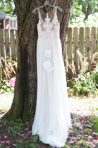 Stella York '6555 IV' size 4 new wedding dress back view on hanger