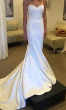 Load image into Gallery viewer, Nicole Miller &#39;Dakota&#39; - Nicole Miller - Nearly Newlywed Bridal Boutique - 2
