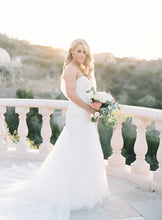 Load image into Gallery viewer, Watters &#39;7042B&#39; - Watters - Nearly Newlywed Bridal Boutique - 4
