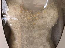 Load image into Gallery viewer, James Clifford &#39;Collection&#39; size 8 used wedding dress front view 
