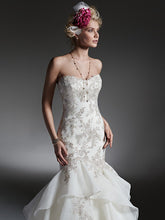 Load image into Gallery viewer, Sottero and Midgley &#39;Maky&#39; size 8 used wedding dress front view close up on model
