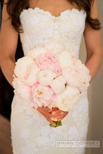 Load image into Gallery viewer, Mira Zwillinger &#39;Fiarra&#39; - Mira Zwillinger - Nearly Newlywed Bridal Boutique - 1
