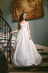 Watters 'Wtoo' size 0 used wedding dress front view on bride