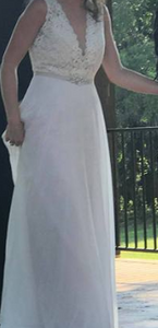 BHLDN 'Taryn' size 2 used wedding dress front view on bride