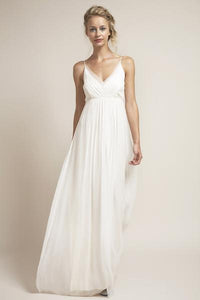 Saja 'HB6622' size 2 used wedding dress front view on model