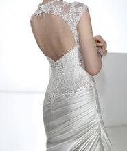 Load image into Gallery viewer, Demetrios &#39;Sensualle&#39; - Demetrios - Nearly Newlywed Bridal Boutique - 4
