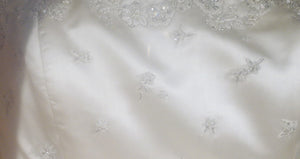 Reem Acra 'Romantic' - Reem Acra - Nearly Newlywed Bridal Boutique - 3