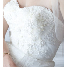 Load image into Gallery viewer, Anaiss &#39;Sophie&#39; Lace &amp; Beaded Wedding Dress - Anaiss - Nearly Newlywed Bridal Boutique - 2
