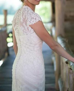 Matthew Christopher 'Sophia' size 0 used wedding dress size 0 used wedding dress back view on bride