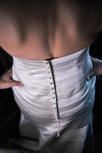 Load image into Gallery viewer, Michelle Roth &#39;Ryan&#39; - Michelle Roth - Nearly Newlywed Bridal Boutique - 3
