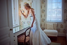 Load image into Gallery viewer, Romona Keveza &#39;RK723&#39; - Romona Keveza - Nearly Newlywed Bridal Boutique - 1
