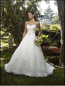 Casablanca 'Strapless' size 6 new wedding dress front view on model