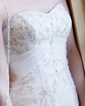 Load image into Gallery viewer, Allure Bridals &#39;8514&#39; size 8 used wedding dress front view close up on bride
