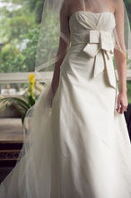 Load image into Gallery viewer, Vera Wang Domonique Silk A-line Wedding Dress - Vera Wang - Nearly Newlywed Bridal Boutique - 1
