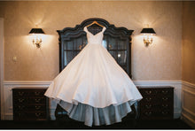 Load image into Gallery viewer, Anne Barge &#39;Berkeley&#39; size 4 used wedding dress front view on hanger
