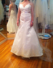 Load image into Gallery viewer, Tara Keely &#39;2352&#39; - Tara Keely - Nearly Newlywed Bridal Boutique - 1
