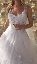 Load image into Gallery viewer, Monique Lhuillier &#39;Alexia&#39; size 2 used wedding dress front view on bride
