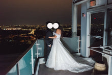 Load image into Gallery viewer, Pronovias &#39;Mambo&#39;
