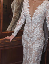 Load image into Gallery viewer, Galina &#39;Signature&#39; size 2 used wedding dress front view on bride
