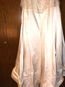 Exquisite Bride 'Adel' size 16 new wedding dress view of back of dress
