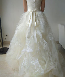 Vera Wang 'Helena' size 6 used wedding dress back view on bride
