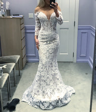 Load image into Gallery viewer, Pnina Tornai &#39;Lace&#39; size 4 new wedding dress front view on bride
