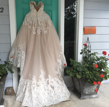 Load image into Gallery viewer, Mori Lee &#39;2674&#39; size 12 used wedding dress view of coat
