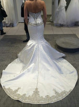 Load image into Gallery viewer, Victor Harper Couture &#39;250&#39; - victor Harper Couture - Nearly Newlywed Bridal Boutique - 1
