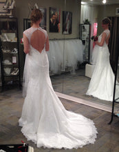 Load image into Gallery viewer, Allure Bridals &#39;9119&#39; size 6 new wedding dress back/front views on bride
