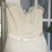Load image into Gallery viewer, Melissa Sweet &#39;Fern&#39; - Melissa Sweet - Nearly Newlywed Bridal Boutique - 3
