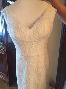 Paloma Blanca '4451' size 10 new wedding dress front view close up on hanger