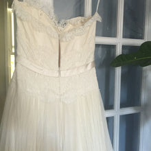 Load image into Gallery viewer, Melissa Sweet &#39;Fern&#39; - Melissa Sweet - Nearly Newlywed Bridal Boutique - 4
