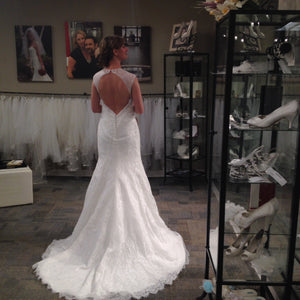 Allure Bridals '9119' size 6 new wedding dress back view on bride