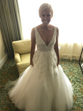 Load image into Gallery viewer, Anne Barge &#39;Versailles&#39; size 4 used wedding dress front view on bride
